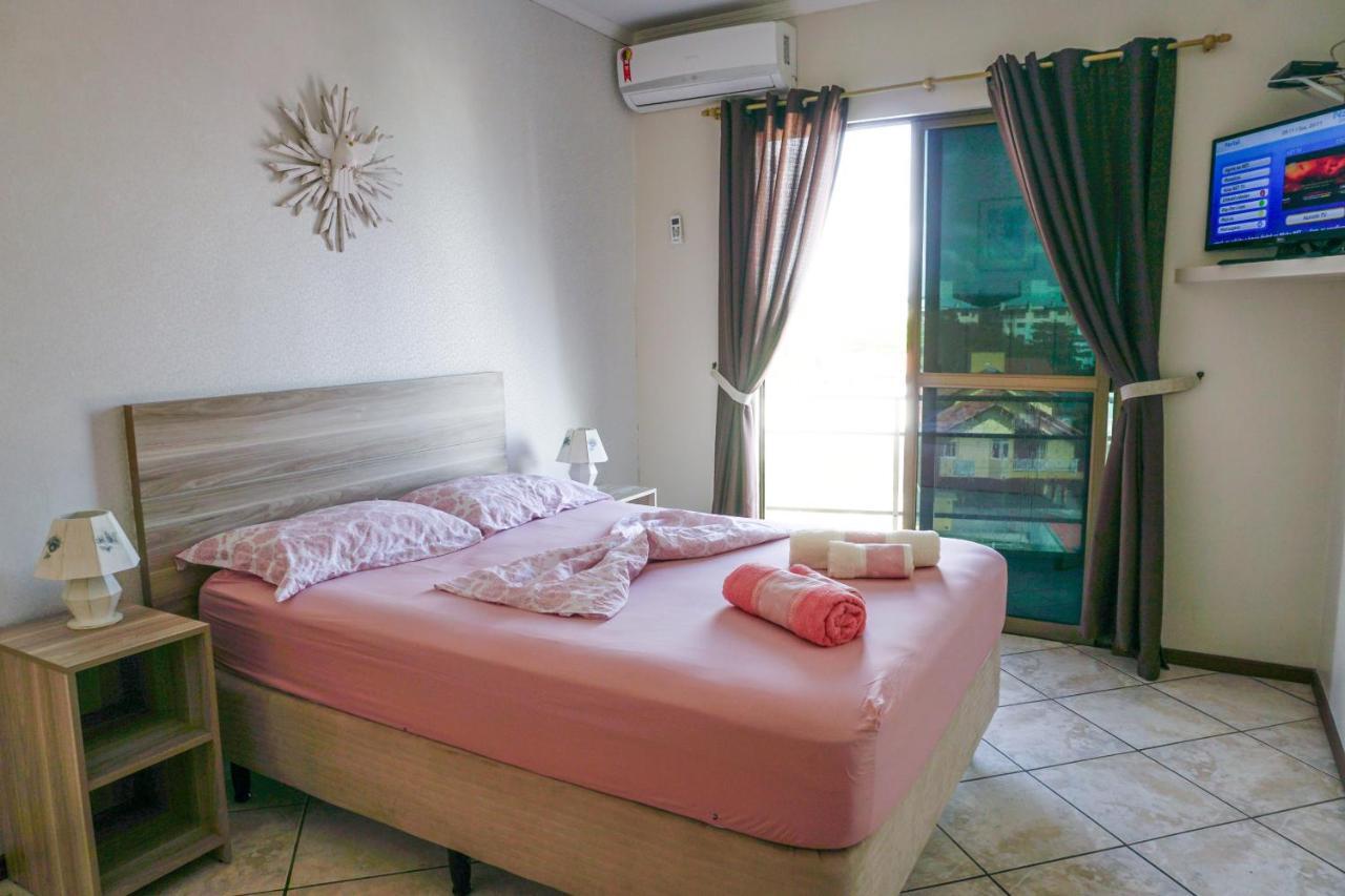 Appartamento Apartamento 404 - A 20 Metros Da Areia Da Praia Dos Ingleses - 4 Pessoas Florianópolis Esterno foto