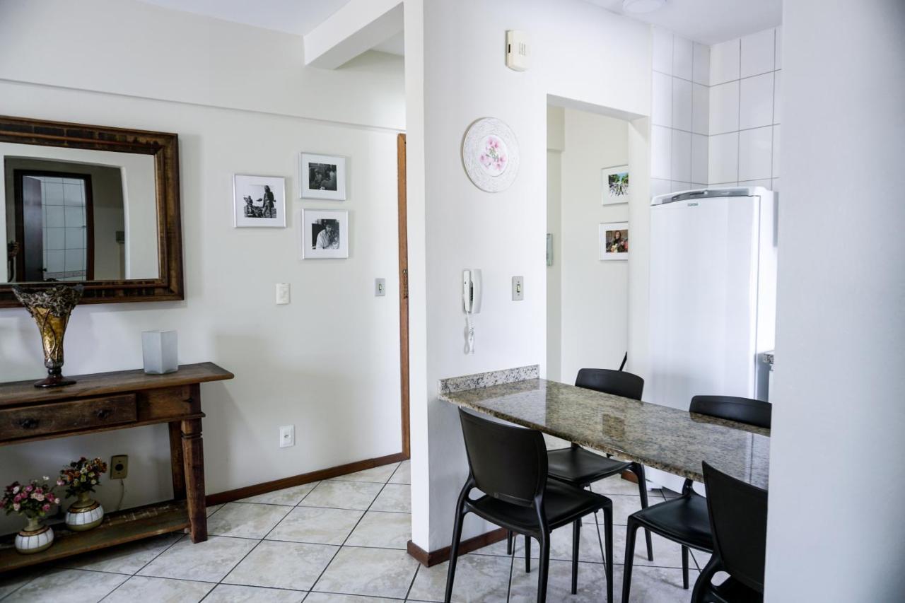 Appartamento Apartamento 404 - A 20 Metros Da Areia Da Praia Dos Ingleses - 4 Pessoas Florianópolis Esterno foto